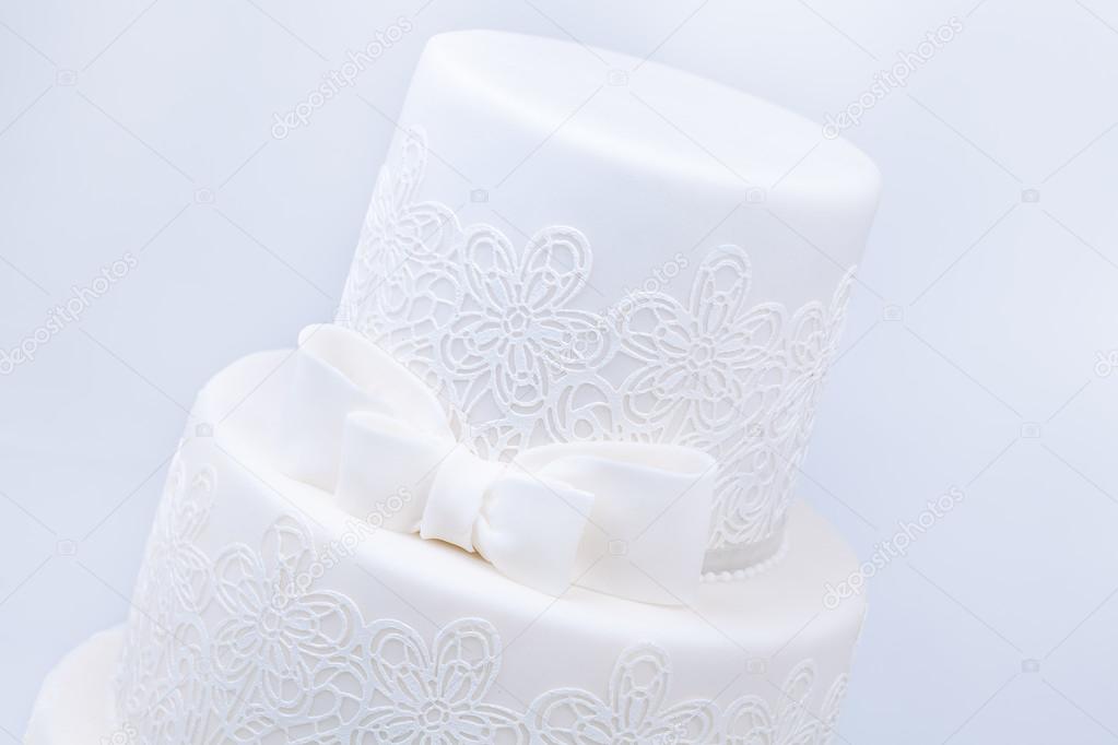 Delicious luxury ping wedding or birthday cake