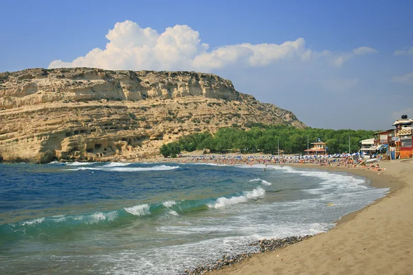 Coast of Crete island in Greece. Red Beach of famous Matala. — Stock Photo, Image