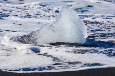 buzdağları south Iceland'deki / daki Siyah Kristal Beach