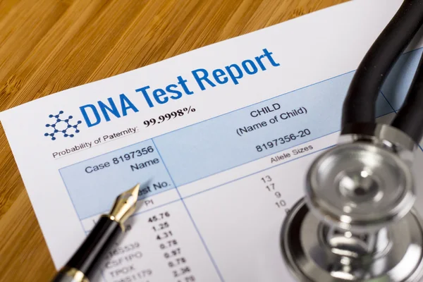 Dna 시험 보고서 — 스톡 사진