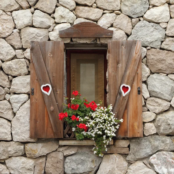 Ventana romántica — Foto de Stock