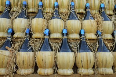 Chianti wine bottles clipart