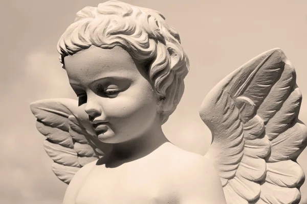 Estatuilla de angelito —  Fotos de Stock