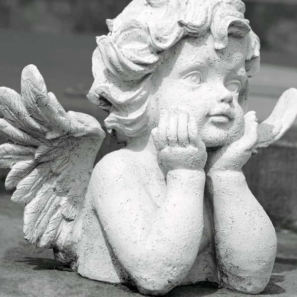 Sweet angelic sculpture — Stock Photo, Image