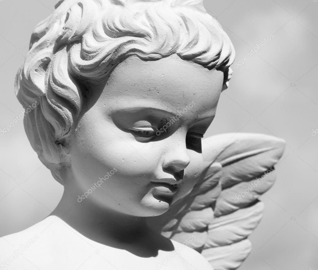 Angelic face statue in Italy