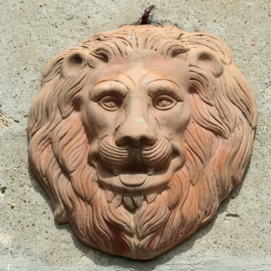 Dekoratif aslan başı