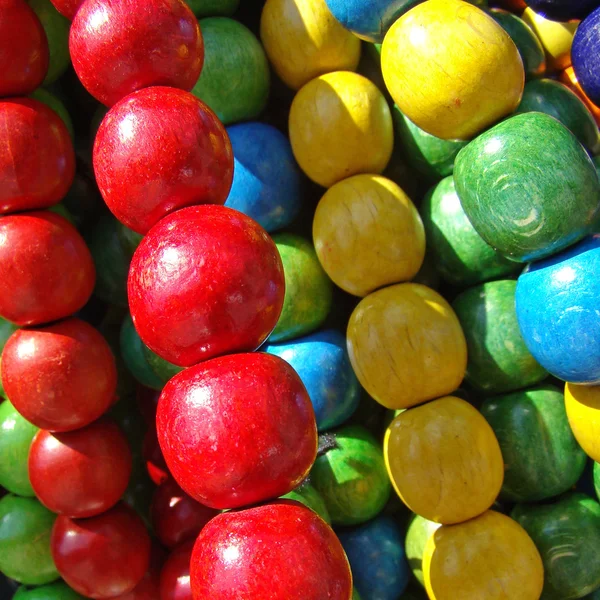 Perles en bois colorées — Photo