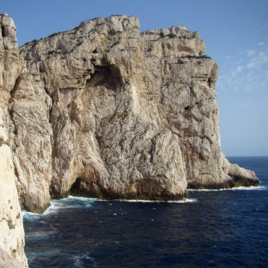 Turkuaz Denizi ile Sardunya