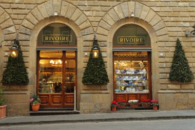 Floransa - Rivoire Cafe dış görünümünde Noel dekorasyon