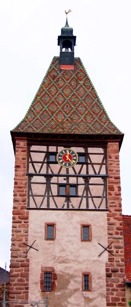 Середньовічна вежа в регіоні Alsace — стокове фото
