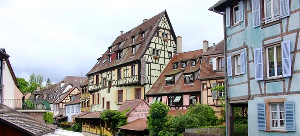 Alsace-színes favázas házak — Stock Fotó