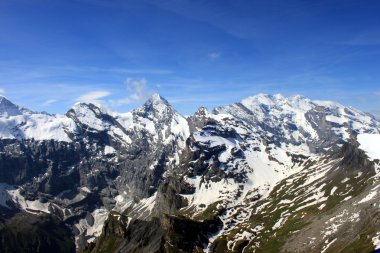 Bernese Oberland 'deki Dağlar