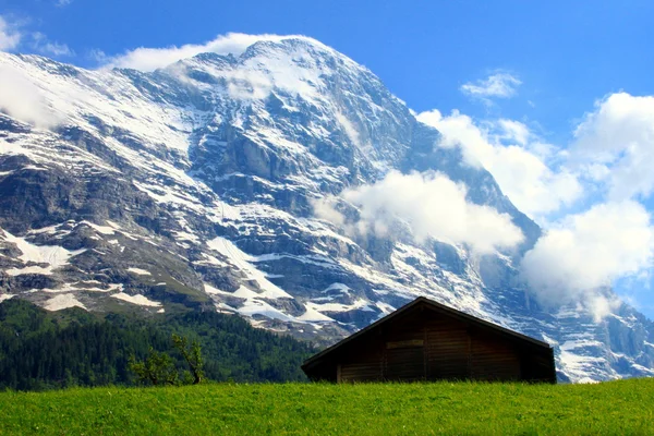 Mountain hut — Stock Photo, Image