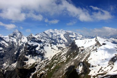 Bernese Oberland 'deki Dağlar
