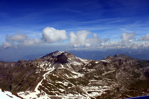 Βουνά στο Bernese Oberland — Φωτογραφία Αρχείου