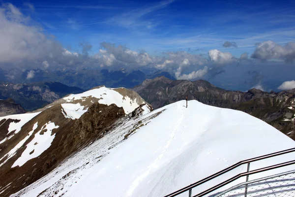 Bergen in het Berner Oberland — Stockfoto
