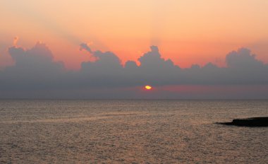 Sunrise Kıbrıs üzerinde