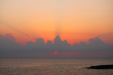 Sunrise Kıbrıs üzerinde