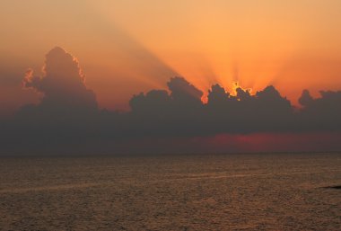 Sunrise Kıbrıs üzerinde