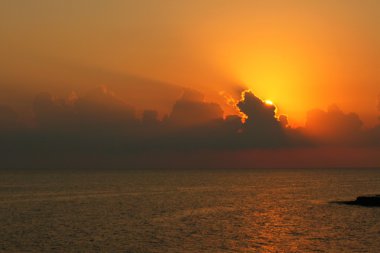 Sunrise Kıbrıs üzerinde