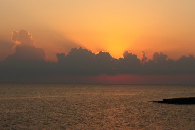 Sunrise Kıbrıs üzerinde