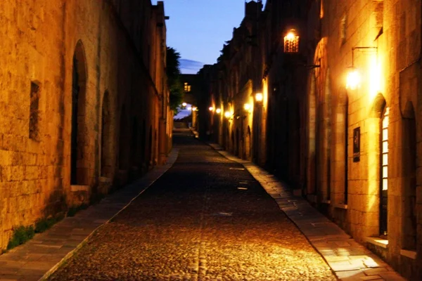 At night in Rhodes Town — Stock Photo, Image