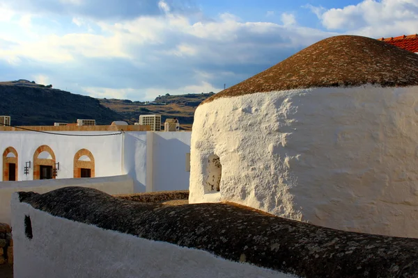 Iglesia blanca de Grecia — Foto de Stock