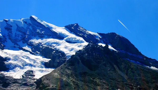 スイスの高い山では — ストック写真