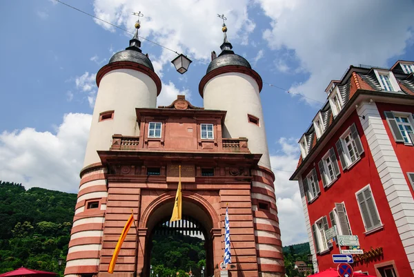 Kapıya eski köprü Heidelberg, Almanya — Stok fotoğraf