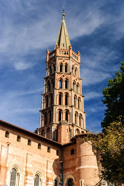 The bell tower of the Basilica of Saint Sernin, Toulouse, France — Stock Photo, Image