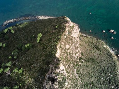 Caglairi 'de deniz manzaralı Şeytanın (sella del diavolo) Deniz manzaralı eyeri - Sardinya