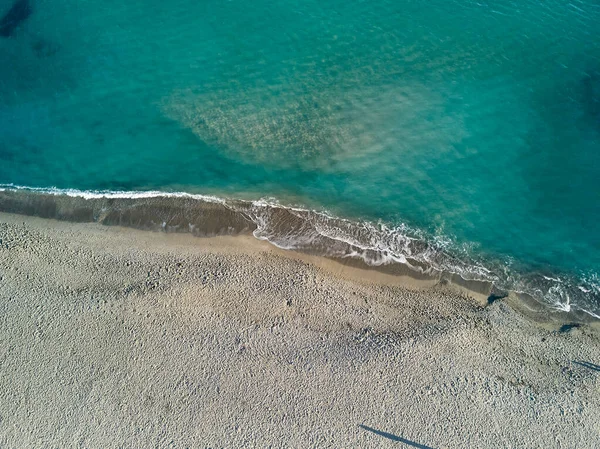 Plano Aéreo Una Playa Poetto Cagliari Durante Puesta Del Sol — Foto de Stock