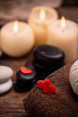 Sevgililer Günü. Sağlık dekorasyonu kaplıcayı kapatıyor