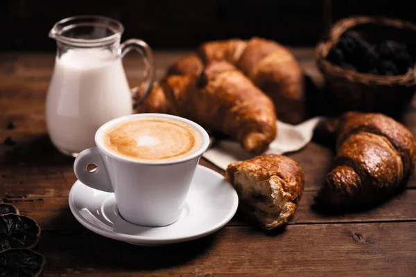 Tasse Café Avec Croissant Sur Une Table Bois Rustique — Photo