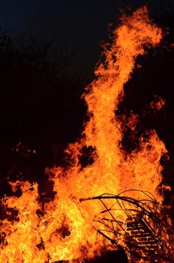 ateş