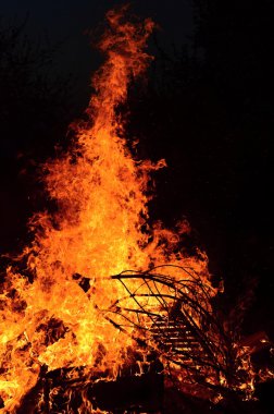 ateş