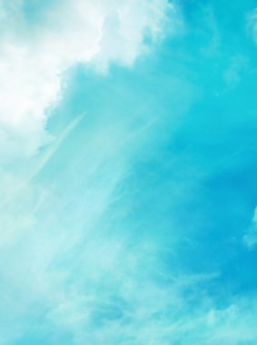 Bulutlu mavi gökyüzü