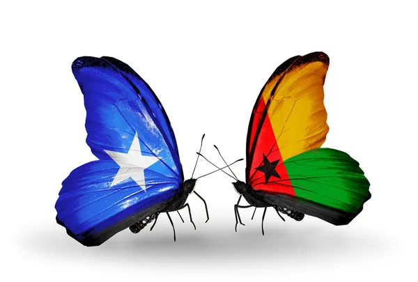 ソマリアとギニアビサウ フラグと蝶 — ストック写真
