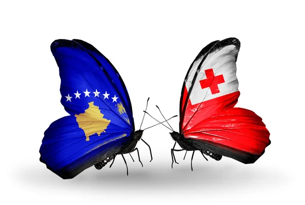 Kelebekler Kosova ve Tonga bayraklı — Stok fotoğraf