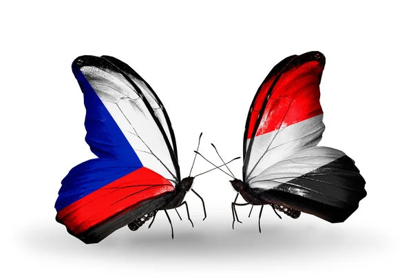 Butterflies with Czech and Yemen flags — Stock Photo, Image