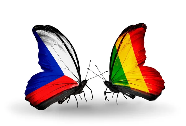 Farfalle con bandiere ceche e mali — Foto Stock