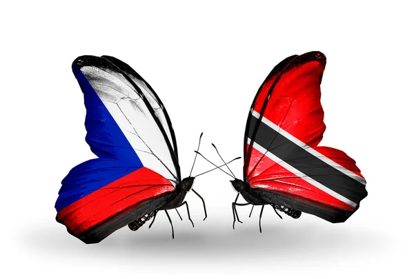 Kelebekler çek ve Trinidad ve Tobago bayraklı — Stok fotoğraf
