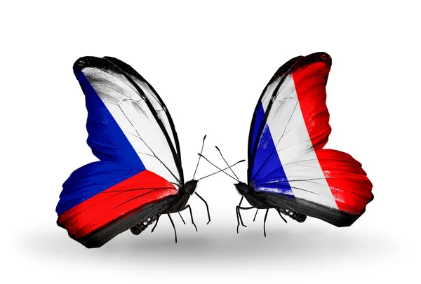 Papillons avec drapeaux tchèque et français — Photo