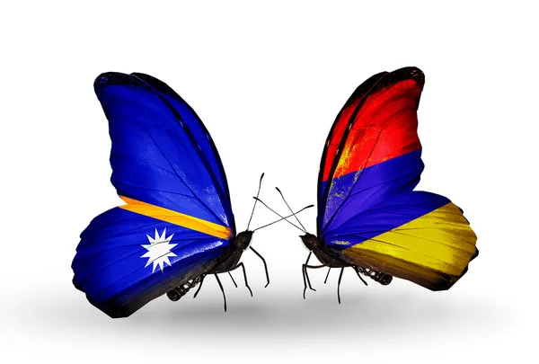 Mariposas con banderas de Nauru y Armenia — Foto de Stock