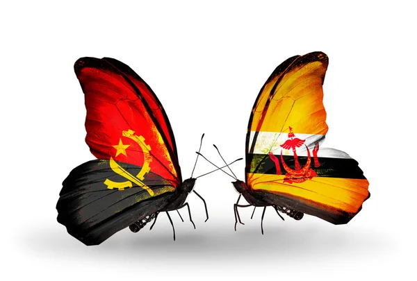 Butterflies with Angola and  Brunei flags — Stock Photo, Image