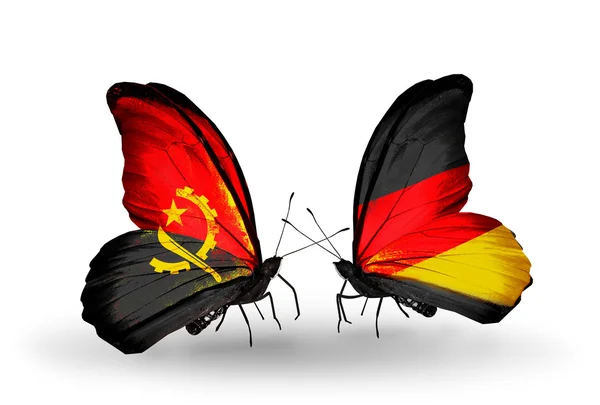 앙골라와 독일 플래그와 나비 — 스톡 사진