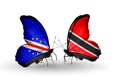 Cape Verde ve Trinidad ve Tobago bayrakları taşıyan kelebekler