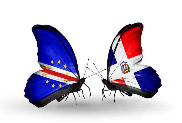 Butterflies with Cape Verde and Dominicana flags — Stock Photo, Image