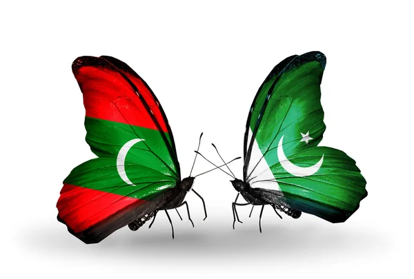 Papillons avec drapeaux des Maldives et du Pakistan — Photo