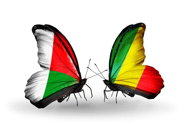 Papillons avec drapeaux Madagascar et Kongo — Photo